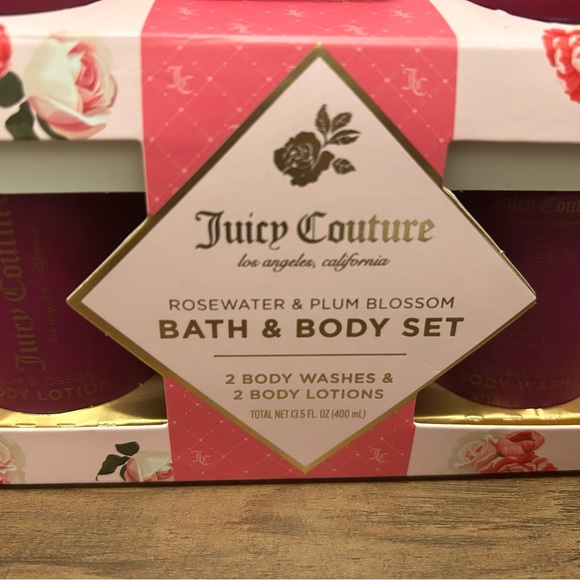 Juicy Couture Bathroom Setnull